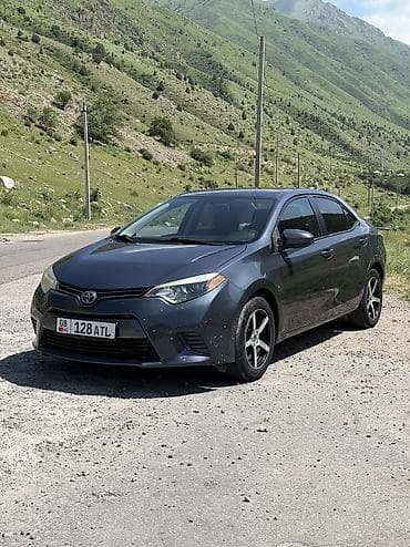 Toyota Corolla: 2016 г., 1.8 л, Вариатор, Бензин, Седан at lalafo.kg Toyota Corolla: 2016 г., 1.8 л, Вариатор, Бензин, Седан