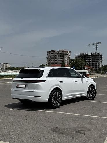 zero x neo: Lixiang L7: 2024 г., Гибрид, Кроссовер — 2