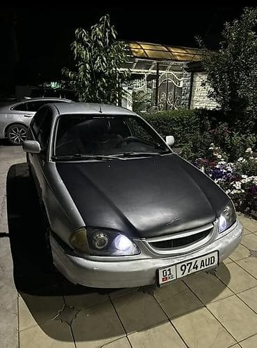 mini jack: Toyota Avensis: 2001 г., 2 л, Механика, Дизель, Лифтбек — 1