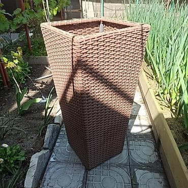 подвесной стол: Высокий уличный кашпо-вазон из искусственного ротанга - Форма — 3