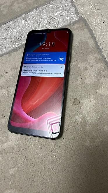 Realme Б/у, 32 ГБ, цвет - Серый, 2 SIM