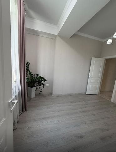 2ком кв бишкеке: 2 комнаты, 67 м², 12 мкр Элитка, 3 этаж, Евроремонт — 4