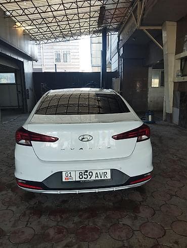 haval h3: Hyundai Avante: 2019 г., Газ, Седан — 1