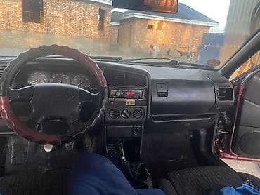автобусы паз: Volkswagen Passat Variant: 1994 г., Ручные, Бензин, Универсал — 5