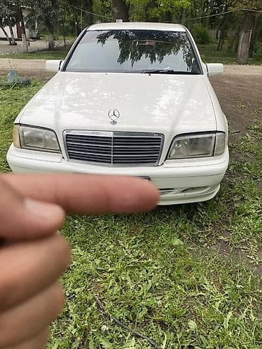 Mercedes-Benz C-Class: 2000 г., 2.2 л, Механика, Дизель, Седан