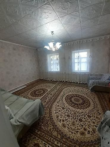 продаю торговый контейнер: Дом с участком. - Кирпичный одноэтажный дом с двускатной крышей — 3