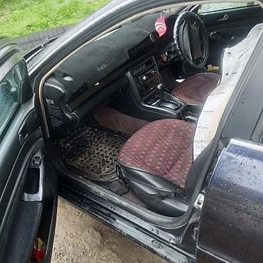 трактор 82 1: Audi A4: 1997 г., 1.8 л, Автомат, Бензин, Седан — 2