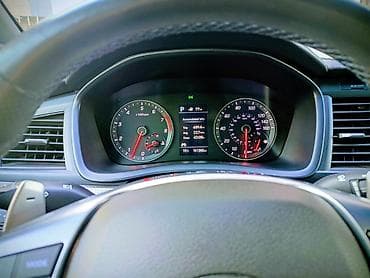 автомобиль саната: Hyundai Sonata: 2019 г., 2 л, Автомат, Бензин, Седан — 7