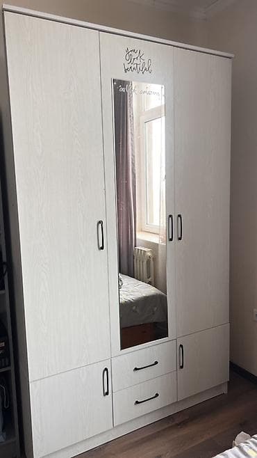 Кирпич, строительные блоки: Шифоньер, шкаф для одежды, Прямой — 1