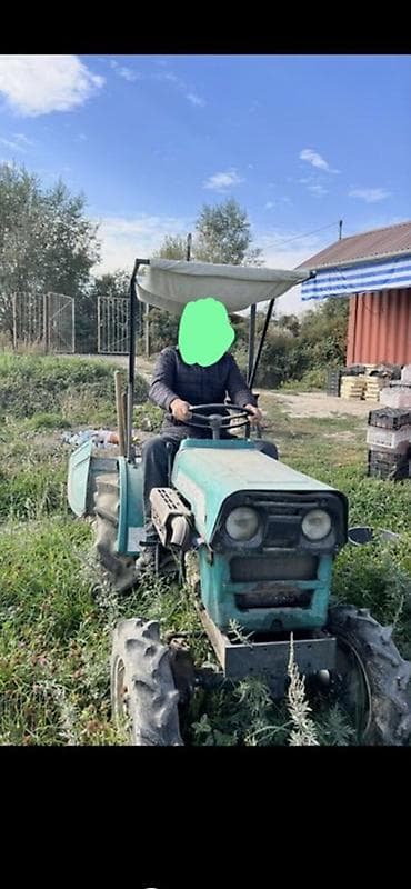 Мини-трактор Срочно сатылат причина продажи покупаю новый -