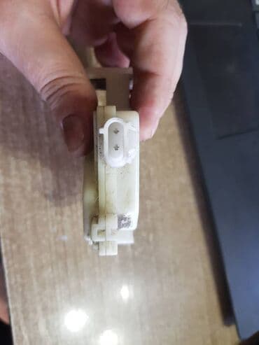 сигнализация с датчиком наклона: Замок багажника Mitsubishi Б/у, Оригинал, Япония — 2