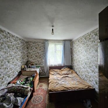 продаю дом бишкек квартира: Дом, 63 м², 6 комнат, Собственник, Старый ремонт — 33