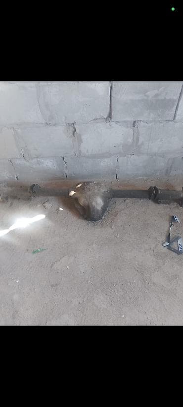 каробка вента: Задний редуктор Mercedes-Benz — 2