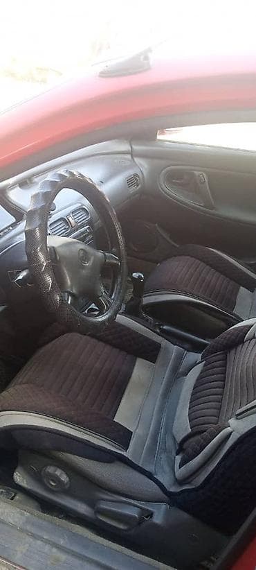 mazda: Mazda 626: 1992 г., 2 л, Механика, Бензин, Хэтчбэк — 4