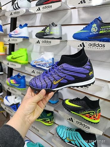 бутсы тайган: Детские футбольные бутсы/сороконожки для игры на искусственном газоне — 2