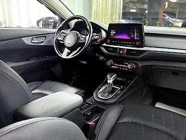 kia corneval: Kia K3: 2023 г., 1.6 л, Вариатор, Бензин, Седан — 10
