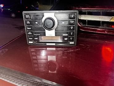 fm transmitter: Автомагнитола Clarion (штатная панель с центральным энкодером) — 1