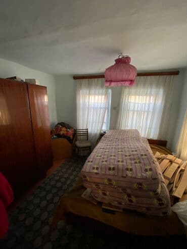 продажа домов в посёлке манас: Дом, 56 м², 3 комнаты — 4