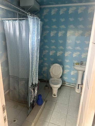 жилмассив колмо: 45 м², 3 комнаты, Ак-Орго ж/м — 5
