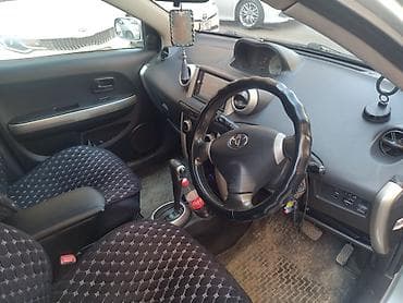 их 5: Toyota Ist: 2003 г., 1.5 л, Автомат, Бензин, Хэтчбэк — 6