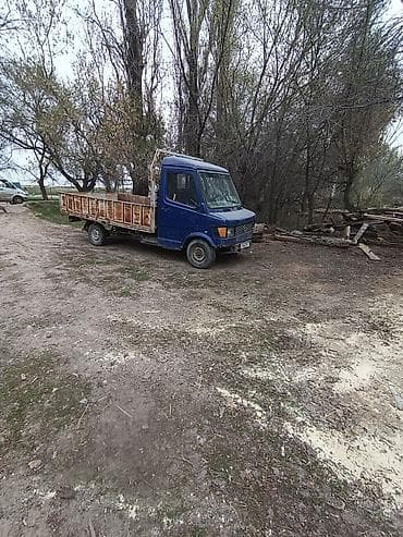 куплю автомобиль мерседес спринтер грузовой фургон: Mercedes-Benz T1: 1993 г., Дизель, Фургон — 6