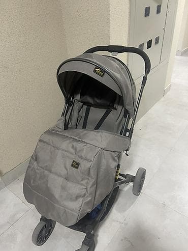 дуги на коляску: Прогулочная коляска c капюшоном и накидкой на ножки. - Удобная для — 1