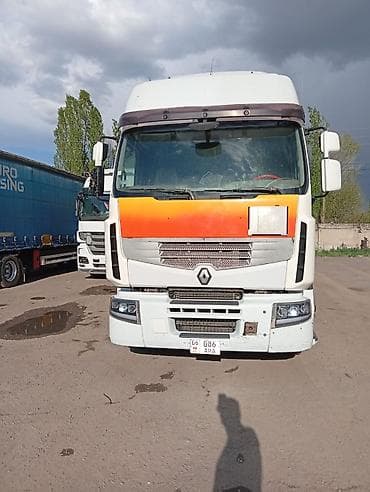 814 d: Тягач, Renault, Без прицепа — 1