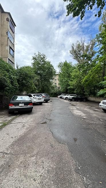 Сдаётся 2-комнатная квартира в 8 микрорайоне 55 м² | 4 этаж из 5 — 8