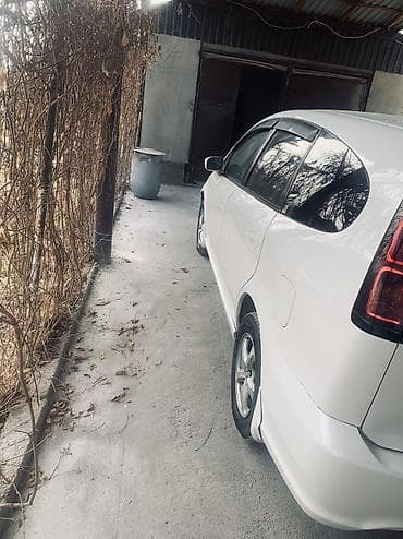 xonda cvik: Honda Stream: 2005 г., 2 л, Типтроник, Газ — 3