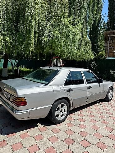Унаа сатуу: Mercedes-Benz W124: 1988 г., 2.3 л, Автомат, Бензин, Седан — 3