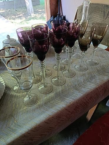 dinner table: Стеклянные наборы посуды для дома и сервировки: 1) Набор высоких — 4
