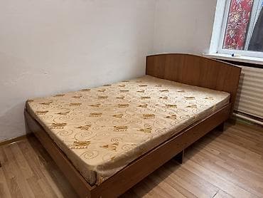 Двуспальная кровать с матрасом. - Размер спального места