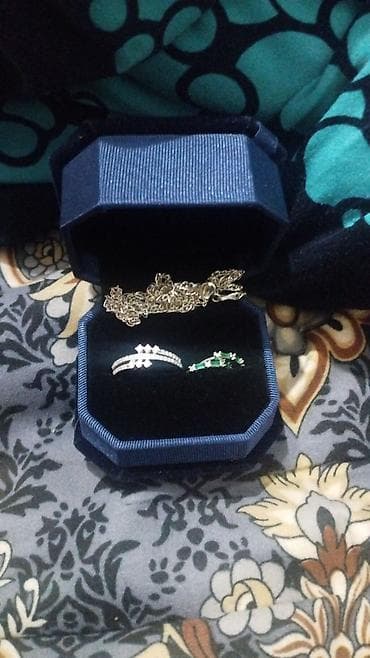 Платья на кыз узатуу: Украшения в подарочной шкатулке - Набор ювелирных изделий в — 1