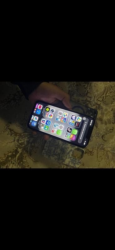 galaxy alpha: IPhone 13 Pro, Black Titanium, Чехол — 1