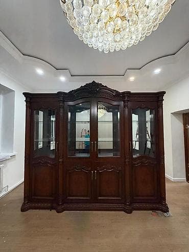 Крупногабаритный. - Материал: натуральное дерево тёмного оттенка at lalafo.kg Крупногабаритный. - Материал: натуральное дерево тёмного оттенка