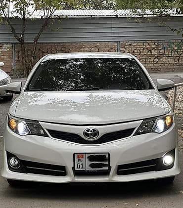 Toyota Camry: 2013 г., 2.5 л, Автомат, Бензин, Седан