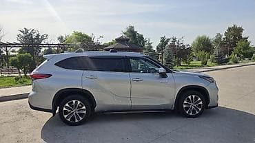 Toyota Highlander: 2021 г., 2.5 л, Автомат, Гибрид, Кроссовер