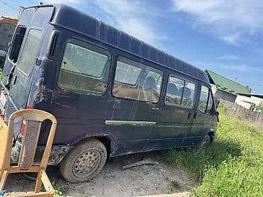 Транспорт: Ford Transit: 1995 г., 2.5 л, Механика, Дизель, Фургон — 3