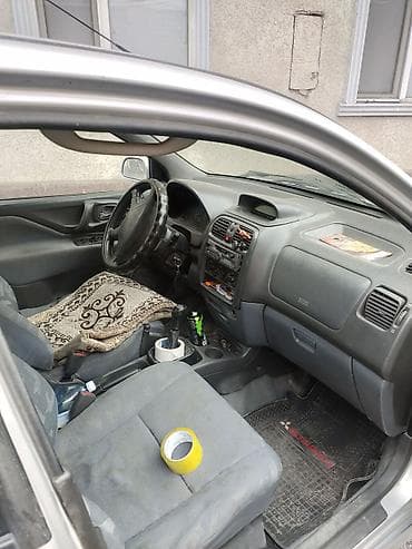 e 302: Mitsubishi Space Star: 1999 г., 1.8 л, Механика, Бензин, Хэтчбэк — 6