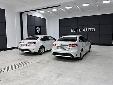 mark 2 qualis: Toyota Levin: 2022 г., Гибрид, Хэтчбэк — 4