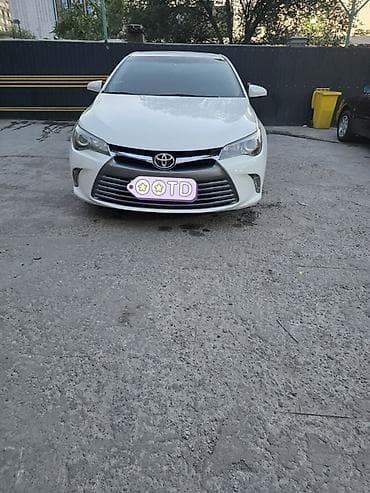 Продажа авто: Toyota Camry: 2015 г., Автомат, Седан — 5