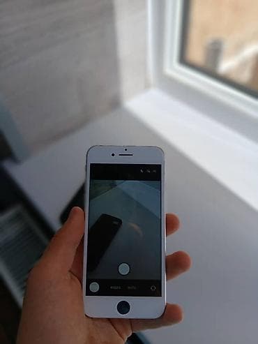 apple iphone a: IPhone SE (1‑го поколения), 4.7", Touch ID, белая передняя панель — 3