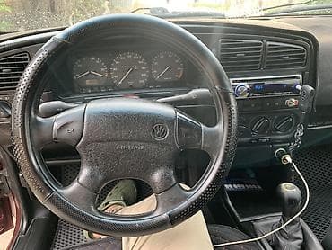 Volkswagen Passat Variant: 1994 г., 1.8 л, Механика, Бензин, Универсал — 5
