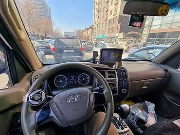 lexus rc 350: Легкий грузовик, Hyundai — 3