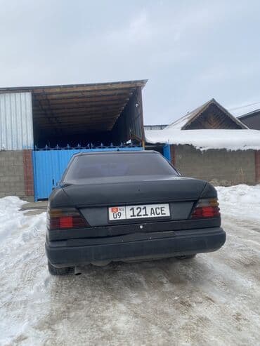 mazda 323: Mercedes-Benz W124: 1986 г., 2.9 л, Механика, Дизель, Седан — 3