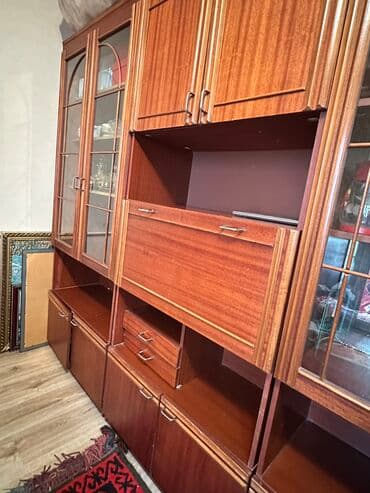 Сервант, Б/у, Дерево