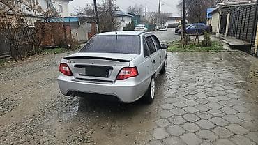Daewoo Nexia: 2011 г., 1.6 л, Механика, Бензин, Седан at lalafo.kg Daewoo Nexia: 2011 г., 1.6 л, Механика, Бензин, Седан