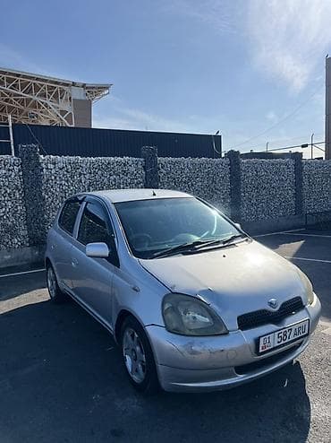 Продажа авто: Toyota Vitz: 2000 г., 1 л, Автомат, Бензин, Хэтчбэк — 2