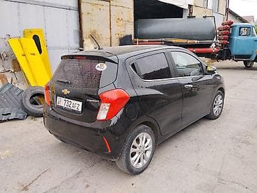 Продажа авто: Chevrolet Spark: 2019 г., 1 л, Автомат, Бензин, Хэтчбэк — 3