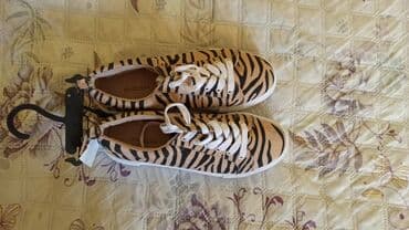 женские слипоны больших размеров: Кроссовки, 37, H&M, Новый, цвет - Коричневый, Самовывоз — 1